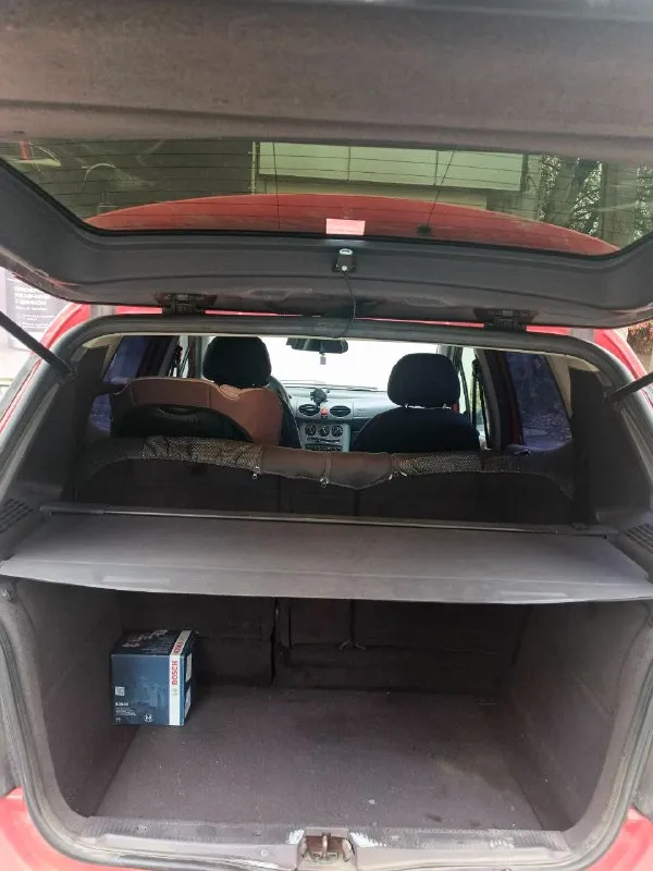 Mercedes benz a140. 1998 года. пробег 307 тыс км. двигатель 1.6 кпп механика. автомобиль каждый день в движении. камера заднего вида и регистратор. цена 275 тыс руб. торг символический. г. донецк. киевский район. т. +79493585040 📞 звоните: +7(949)3585040 - фотография - 5