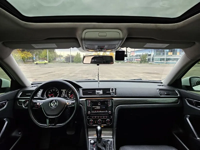 Volkswagen passat 
2.0 Бензин  
2017Г
198Т км 
Авто в хорошем состоянии.
Технически без нюансов, все работает.
1Vwba7a36jc007863
1,350 Млн руб 
949 521 34 11
📞 Звоните: +7(949)5213411 - фотография - 9
