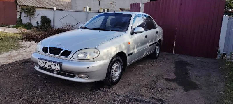 Продам део сенс 2003 г. в пробег 160 тыс. км двигатель масло не берет, ходовая в порядке, кузов без рыжиков, дно не гнилое и без сварки, все стекла включая лобовое оригинал, салон целый в чехлах, коробка без нареканий, документы в порядке, переоформление без проблем цена 180 000 руб авто находится в г мариуполь +79495524307 - фотография - 4