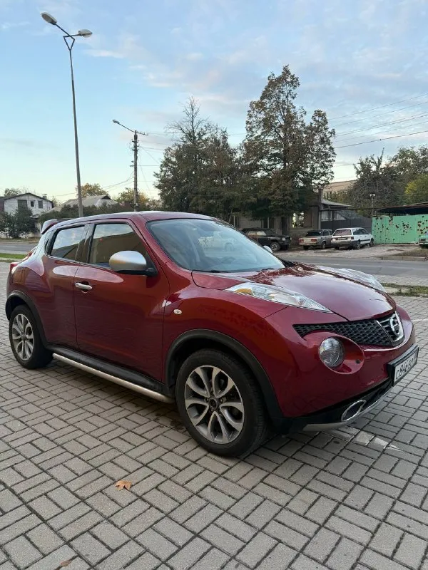 Продам nissan juke 2013 год пробег 58 000 км коплен мной в 2013 году в донецке в автосалоне. ездила жена. комплектация максимальная shiro технически и внешне в идеальном состоянии. цена 1.150 торг +79496167066 - фотография - 3