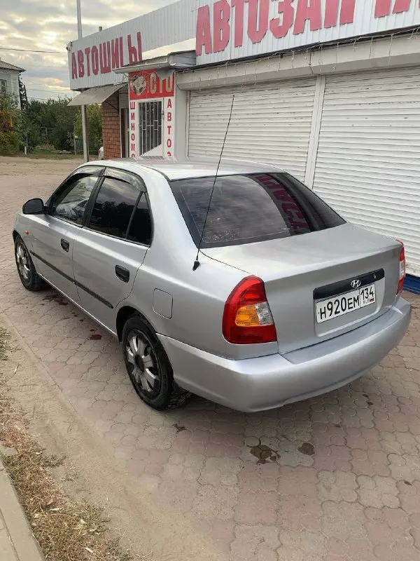Hyundai accent 2007 год выпуска. пробег 212т км. в отличном состоянии. без гнили и ржавчины. без вложений. комплектация с кондиционером. стоит планшет с камерой заднего вида. автомобиль ухоженный, документы чистые. учет рф 🇷🇺 резина зимняя. цена 390000₽, хороший торг. авто в донецке. тел. +7 (949) 478-82-76 📲 tg: александр 📞 +7(949)4788276 📞 звоните: +7(949)4788276 - фотография - 6
