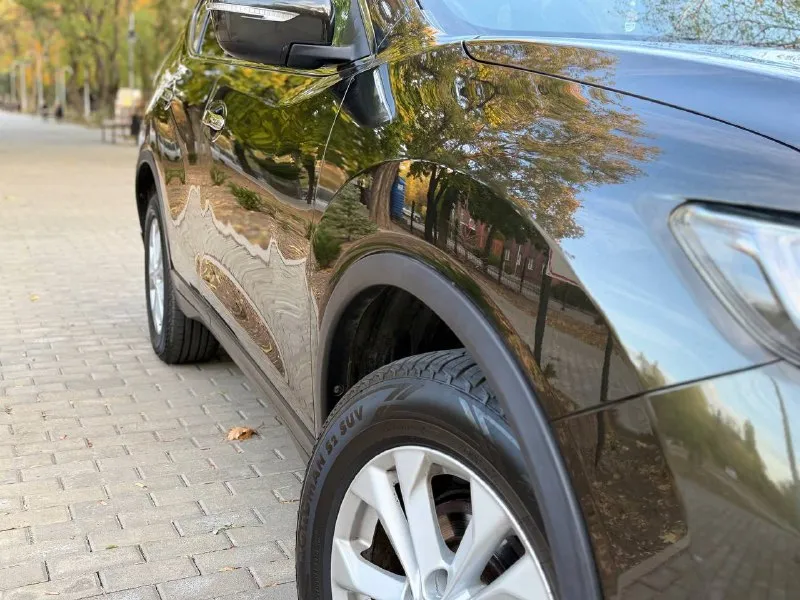 Nissan x-trail 2015г 2.0 акпп автомобиль в отличном состоянии без вложений родной окрас хорошая комплектация двух зонный климат полный без ключевой полный электропакет датчик удержания полосы круиз контроль электро багажник эко режим датчик света датчик дождя двигатель и акпп без нареканий очень красивый цвет два ключа два комплекта колес новая резина любое оформление донецк 1.480.000р +79494143810 📲 tg: н н 📞 звоните: +7(949)4143810 - фотография - 3