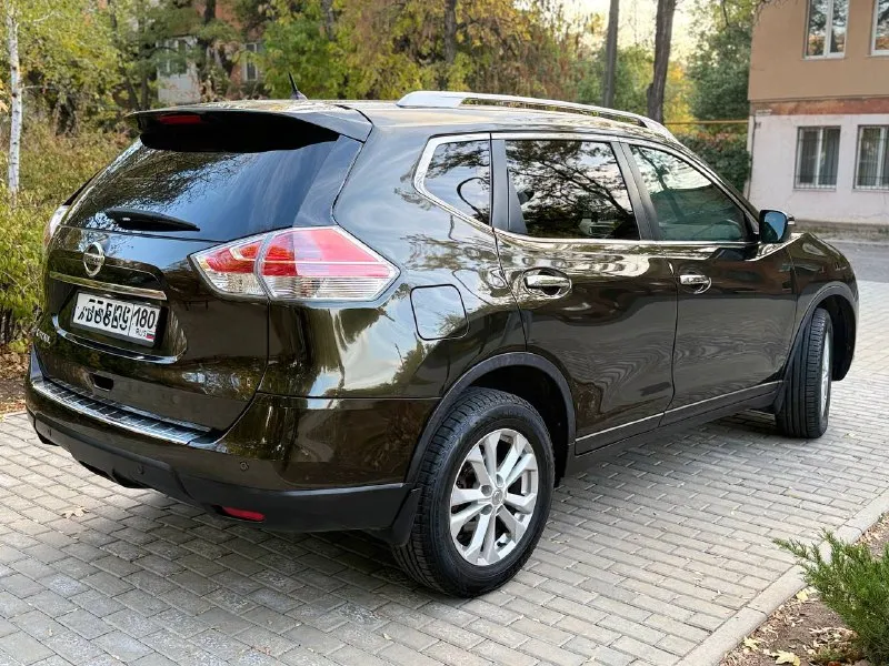 Nissan x-trail 2015г 2.0 акпп автомобиль в отличном состоянии без вложений родной окрас хорошая комплектация двух зонный климат полный без ключевой полный электропакет датчик удержания полосы круиз контроль электро багажник эко режим датчик света датчик дождя двигатель и акпп без нареканий очень красивый цвет два ключа два комплекта колес новая резина любое оформление донецк 1.480.000р +79494143810 📲 tg: н н 📞 звоните: +7(949)4143810 - фотография - 6