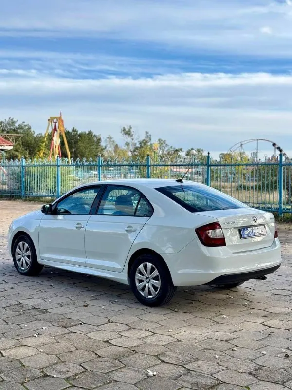 🚗 skoda rapid 💰цена: 900 000р. 🏢город: мариуполь 📅год выпуска: 2018 🧾пробег: 212 480 км. ⚙️двигатель: 1.6 110 л. с. ⛽топливо: бензин/газ ⚙️кпп: автомат 📞 телефон: +7-949-727-41-51 +7-989-263-55-56 +7-949-551-91-52 💾 описание:. .. e="background-image:url('//telegram. org/img/emoji/40/e29c85.png')">✅ гбо евро-4 ✅ техническая часть на 5+ ✅ южная эксплуатация. кондиционер ❄️ (работает отлично), электропакет, abs, airbag, усилитель руля, центральный замок, магнитола с bluetooth, подогрев сидений. улица шевченко 2️⃣6️⃣9️⃣ ⚠️бесплатно доставим этот или другой автомобиль в донецк, макеевку, бердянск, мелитополь и другие города новых территорий после детального видеообзора со всевозможными диагностиками⚠️ 🏦 возможна продажа в кредит по двум документам. - фотография - 4