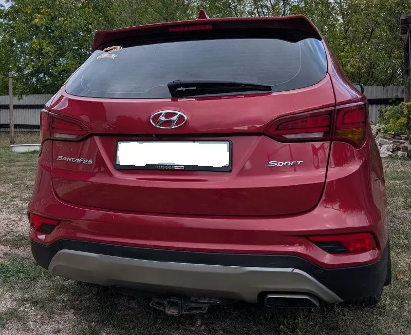 Hyundai santa fe 2.4 at, 2017, пробег 130 000 км, цена 2 🍋 (торг у капота) состояние отличное, хорошая комплектация, не перекуп, продаю личный автомобиль, все вопросы по телефону +79496391831, вин по запросу в личку. - фотография - 3