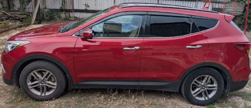 Hyundai santa fe 2.4 at, 2017, пробег 130 000 км, цена 2 🍋 (торг у капота) состояние отличное, хорошая комплектация, не перекуп, продаю личный автомобиль, все вопросы по телефону +79496391831, вин по запросу в личку. - фотография - 4