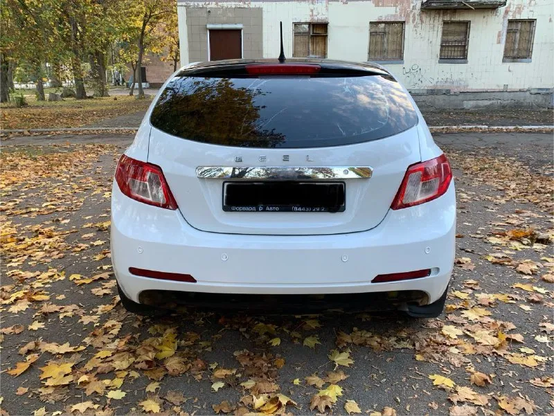 Продам geely emgrand ec7 по документам полный порядок год 2013 автомобиль в идеальном состояние без гнили и рыжиков автомобиль вложений не требует ходовая часть 5+ мотор 1,8🔥 работает часики без лишний звуков коробка включается как положено ! дно пороги целые без гнили стаканы лонжероны заводские ) без гнили ) автомобиль в дтп не участвовал ! салон чистый не прокуренный не затертый резина зима ❄️. все остальные интересующие вопросы по телефону цена авто 460т реальному покупателю торг ! при осмотре авто ! связь со мной +79494820972 - фотография - 4