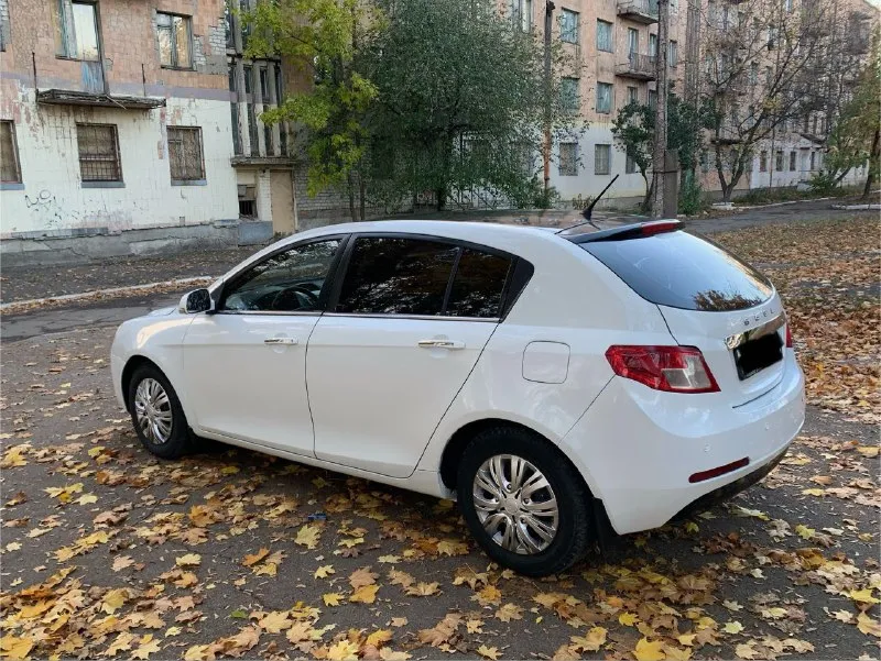 Продам geely emgrand ec7 по документам полный порядок год 2013 автомобиль в идеальном состояние без гнили и рыжиков автомобиль вложений не требует ходовая часть 5+ мотор 1,8🔥 работает часики без лишний звуков коробка включается как положено ! дно пороги целые без гнили стаканы лонжероны заводские ) без гнили ) автомобиль в дтп не участвовал ! салон чистый не прокуренный не затертый резина зима ❄️. все остальные интересующие вопросы по телефону цена авто 460т реальному покупателю торг ! при осмотре авто ! связь со мной +79494820972 - фотография - 5