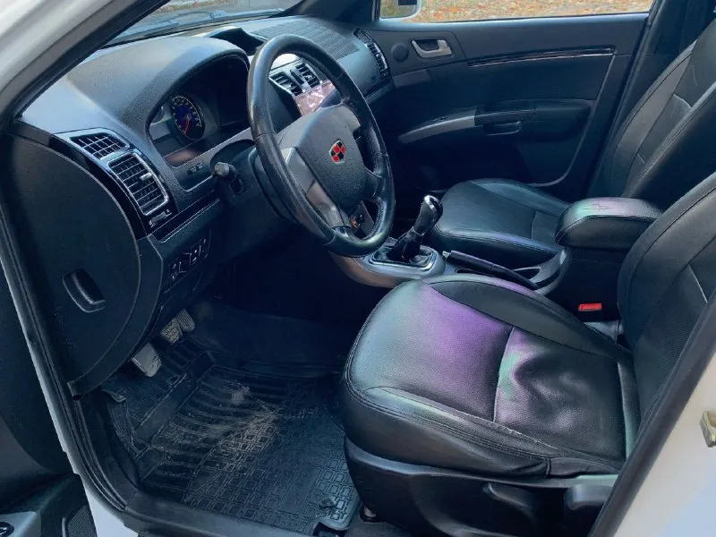 Продам geely emgrand ec7 по документам полный порядок год 2013 автомобиль в идеальном состояние без гнили и рыжиков автомобиль вложений не требует ходовая часть 5+ мотор 1,8🔥 работает часики без лишний звуков коробка включается как положено ! дно пороги целые без гнили стаканы лонжероны заводские ) без гнили ) автомобиль в дтп не участвовал ! салон чистый не прокуренный не затертый резина зима ❄️. все остальные интересующие вопросы по телефону цена авто 460т реальному покупателю торг ! при осмотре авто ! связь со мной +79494820972 - фотография - 7