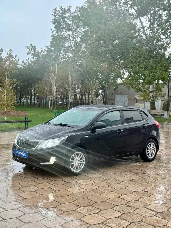 Kia rio iii 💰цена: 950 000р 🏢город: мариуполь 📅год выпуска: 2014 🧾пробег: 98 500км. ⚙️двигатель: 1.6 ⛽топливо: бензин ⚙️кпп: автомат 📞 телефон: +7-989-263-55-56 +7-949-727-41-51 +7-949-551-91-52 💾 описание: rio - зарекомендовал себя на российском рынке как универсальный, практичный и надежный автомобиль для тех, ком. .. style="background-image:url('//telegram. org/img/emoji/40/e29c85.png')">✅ кузов без коррозии, в заводской краске (пара косметических окрасов) ✅ вся оптика и стекла включая лобовое заводские ✅ оригинальный пробег ✅ салон в отличном состоянии ✅ техническая часть на 5+ ✅ произведен детейлинг лакокрасочного покрытия с нанесением керамического состава. ✅ атермальная тонировка передних стекл. шикарная комплектация: кондиционер ❄️ (работает отлично), подогрев передних сидений и руля, мультируль, abs, airbag, гидроусилитель руля, электростеклоподьемники, литые диски на новой летней резине, сигнализация с автозапуском, магнитола android с bluetooth. улица шевченко 269 - фотография - 3