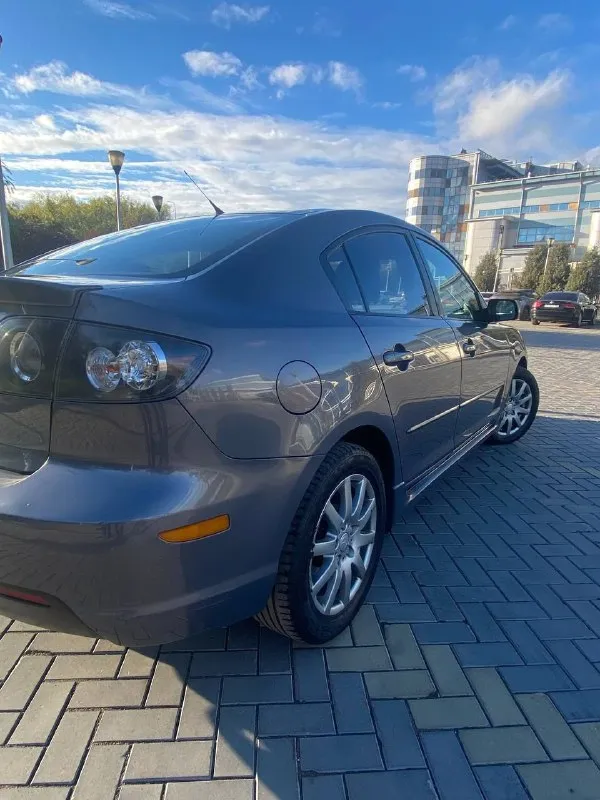 Продам мазда 3 sport bk 2007 год рестайлинг. автомобиль не пригон!! авто весь в заводском окрасе !!! в дтп ни когда не участвовала стёкла заводские !! 235.000 родной пробег мотор 2.0 (150 лс), коробка механическая 6 ступенчатая. технически полностью обслужена. мотор работает как часики !коробка бес каких либо намёков ходовая часть чотко ! на авто денег не жалел менялось всё вовремя !!! комплектация:датчик света, и дождя климат контроль(рабочий), подогревы передних сидений,4 подушки безопасности, хорошая акустика bose авто в очень красивом цвете и смотрится достойно !!рассмотрю обмен на автоваз цена 635 000тр торг +79495126369 донецк - фотография - 5