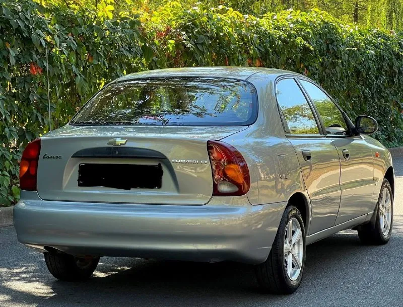 Chevrolet lanos 1.5л. в идеальном состоянии! 2009 год выпуска. куплена новой в 2009 году в автосалоне. родной подтверждённый пробег 182.тыс. км. ️ птс оригинал! кузов в дтп не участвовал. полностью оцинкован! богатая комплектация: кондиционер(заправлен и дует❄️). гидроусилитель руля. подушки безопасности airbag. система abs. эл. стеклоподъемники с доводчиками. заводская сигнализация. доп. установлено: мультимедиа android с bluetooth и качественной аудио системой. стоит диски r15 на новой резине! донецк. торг. цена 375 +79494355183 - фотография - 6