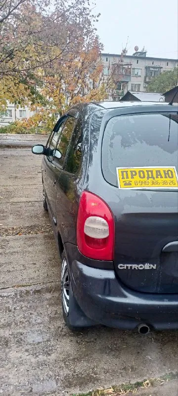 Citroen xsara picasso 2002г. в двигатель 1.8, коробка 5 кпп, кузов оцинкованный, без ржавчин, без гнили, расход 7-8 на 100. салон трансформер, сзади сиденья снимаются, очень большой багажник, семейный вместительный автомобиль, масло не берет, на полном ходу, без нареканий, все окна родные в круг в авто имеется: электрозеркала, подогрев зеркал, складывание зеркал автоматическое, 4 стеклоподъемника, абс, 4 подушки безопасности, велюровый салон, противотуманные фары, климат контроль холодит заправлен, бортовой компьютер, корректор фар, по электрике работает все полностью! имеется сервисная книжка. по документам полный порядок, без арестов, штрафов. удобный семейный автомобиль не дорогой в обслуживании, резина зима/лето. торг при осмотре!! продажа с переоформлением! цена 290 000 руб торг +79493863826 (telegram) место осмотра макеевка, харцызск, енакиево - фотография - 5