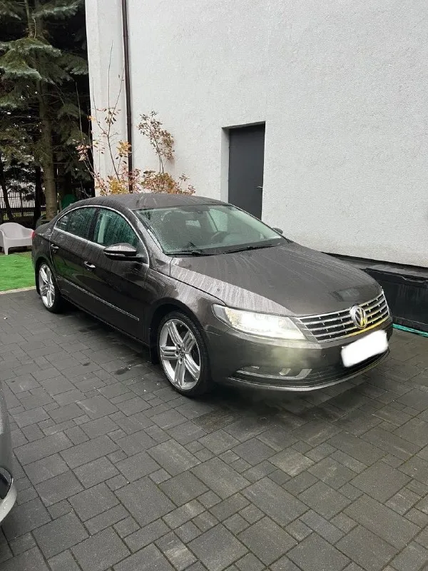 Продаю vw passat cc 2013г.
1.8 Tsi 7 dsg автомат
Пробег 126.000
2Й хозяин с 2013г.

Двигатель 1.8 tsi ( из-за незаметного выхода из строя форсунок на 113 сделан капитальный ремонт дивигателя с устронением всех недостатков) так что новому владельцу переживать больше не за что.
Диски ориг. R19 с резиной michelin 235/35

Все свое время хранилась в паркинге !!!
Без дтп
Крашено только левое крыло и капот(есть фото причины покраски)
Документы все в порядке.
Ставлю на российский учет без права перерегистрации 5 лет
Цена 1.550.000
Тел. +79493801918 - фотография - 1