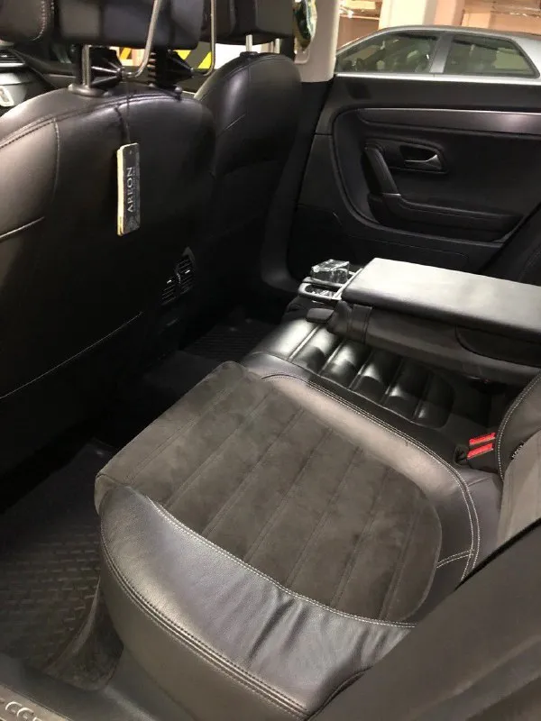 Продаю vw passat cc 2013г.
1.8 Tsi 7 dsg автомат
Пробег 126.000
2Й хозяин с 2013г.

Двигатель 1.8 tsi ( из-за незаметного выхода из строя форсунок на 113 сделан капитальный ремонт дивигателя с устронением всех недостатков) так что новому владельцу переживать больше не за что.
Диски ориг. R19 с резиной michelin 235/35

Все свое время хранилась в паркинге !!!
Без дтп
Крашено только левое крыло и капот(есть фото причины покраски)
Документы все в порядке.
Ставлю на российский учет без права перерегистрации 5 лет
Цена 1.550.000
Тел. +79493801918 - фотография - 8