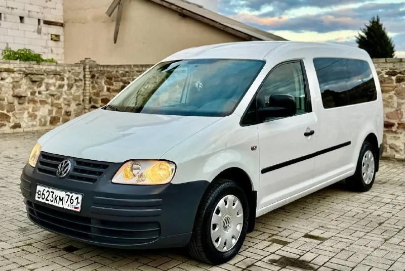 Volkswagen cadyy maxi
2008 Года выпуска
1.6 Mpi бензин механика
231 Тыс км пробег родной подтвержденный
Без дтп!
1 Хозяин птс оригинальный!
Практически в родной краски!
2 Комплекта ключей
Все книжки родные каждое прохождения то!
Все стекла включая лобовое оригинальные!
Салон чист ухоженный!
По кузову в отличном состояние без дефектов!
Двигатель ходовая кпп в идеальном состоянии!
Вся обслужена!
Замена масла каждые 7 тыс км!
Кондиционер холодит как в морозилке!
Авто без вложений сел и поехал!
Срочно все вопросы по телефону звонить в любое время
Юридически кристально чистая любое оформление!
Цена 870 000 тыс рублей!
+7949-612-37-14
+7949-401-03-58
📞 Звоните: +7(949)6123714 - фотография - 1