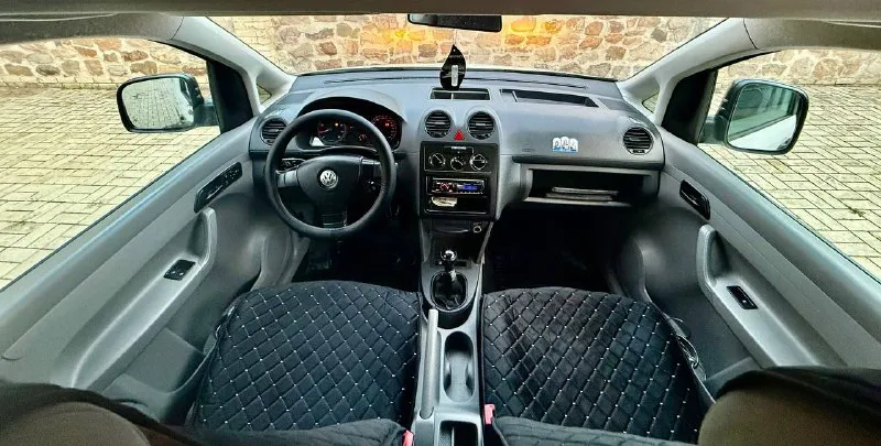 Volkswagen cadyy maxi
2008 Года выпуска
1.6 Mpi бензин механика
231 Тыс км пробег родной подтвержденный
Без дтп!
1 Хозяин птс оригинальный!
Практически в родной краски!
2 Комплекта ключей
Все книжки родные каждое прохождения то!
Все стекла включая лобовое оригинальные!
Салон чист ухоженный!
По кузову в отличном состояние без дефектов!
Двигатель ходовая кпп в идеальном состоянии!
Вся обслужена!
Замена масла каждые 7 тыс км!
Кондиционер холодит как в морозилке!
Авто без вложений сел и поехал!
Срочно все вопросы по телефону звонить в любое время
Юридически кристально чистая любое оформление!
Цена 870 000 тыс рублей!
+7949-612-37-14
+7949-401-03-58
📞 Звоните: +7(949)6123714 - фотография - 6