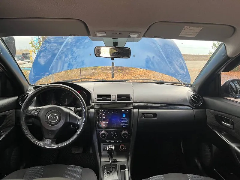 Продаю mazda 3 в хорошем состоянии. машина ухоженная и обслуженная: • кузов в хорошем состоянии для своих лет, дно 4/5 есть моменты. • низа дверей, пороги, стаканы, лонжероны целые. • двигатель 1,6л бензин и автоматическая коробка передач работают идеально • пробег 200 тыс км. • android магнитола, кондиционер, подушки безопасности,4электро стеклоподъёмника, подогревы сидений, усилитель руля, абс, корректор фар, линзованная оптика, обогрев заднего стекла • центральный замок, хорошая летняя резина • салон чистый и аккуратный • все расходники менялись вовремя • вин номер и номер двигателя заводские и хорошо читаемые!авто смотрится. призжайте-договоримся! ✅ экономный и при этом бодрый мотор ✅ недорогое обслуживание ✅ отличный вариант для повседневных поездок по городу и за его пределами документы в порядке, без ограничений. цена 420 тыс ₽. торг г. амвросиевка 📞 звоните, отвечу на все вопросы. +79493667987 - фотография - 6