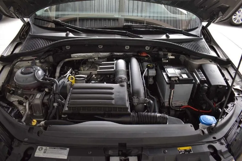 Продам skoda a7 2016 года. двигатель 1.4 150 л. с. масло от замены до замены, 7 ступенчатая роботизированная коробка. за машиной ухаживали своевременно производился ремонт, на капоте бампере и фарах броне плёнка, моторное масло меняется каждые 5000-6000 км, очень хороший свет комфортно ехать в темное время суток, всё работает, вложений не требует. сигнализация starline с автозапуском. 1 🍋 450. торг уместен +79494541552 📞 звоните: +7(949)4541552 - фотография - 8