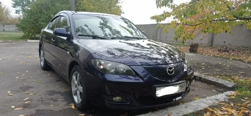 Продам mazda 3 1.6 пробег:329тыс. по комплектации: кондиционер, климат-контроль, мультируль, подогрев передних сидений, подогрев зеркал(все работает) с документами порядок(без штрафов, запретов, ограничений)я владелец, продажа только с полным переоформлением. цена:530 тыс. руб. + торг находится в иловайске +79493837966 📲 tg: denis pilipenko 📞 звоните: +7(949)3837966 - фотография - 3