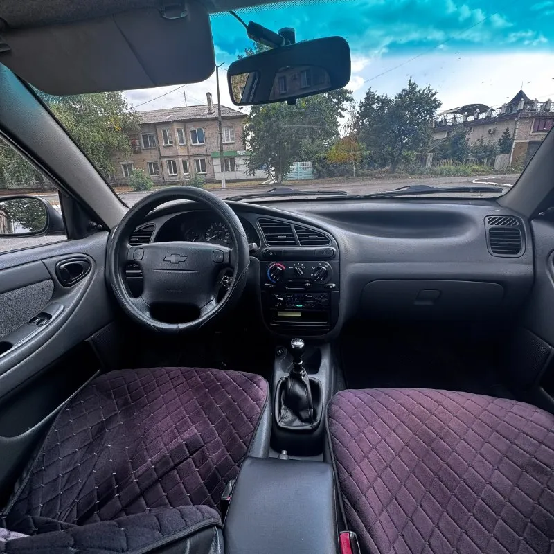 Chevrolet ланос 2006 год выпуска 97300 родного пробега 1 хозяин автомобиль в отличном состоянии в родном окрасе рыжики, гниль отсутствует новая летняя резина сигнализация с автозапуском, доводчиком окон кондиционер (холодит отлично) стеклоподъемники лед туманки гур установлена хорошая музыка салон в отлично состоянии дно в идеале за машину расскажу более подробнее по телефону +7 (949) 462-85-02 385000₽ разумный торг у капота 📞 звоните: +7(949)4628502 - фотография - 8