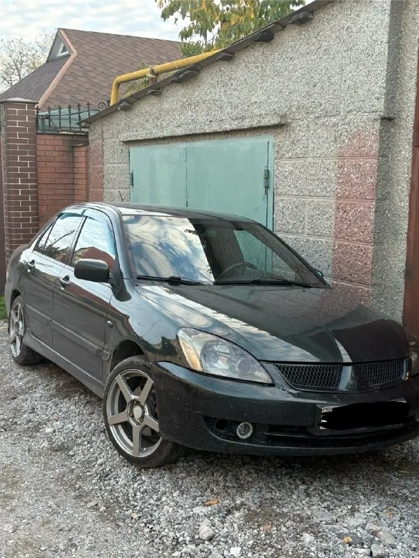 Продам mitsubishi lancer 9 2006 год выпуска машина каждый день на ходу, не разу не подвела двигатель... - фотография