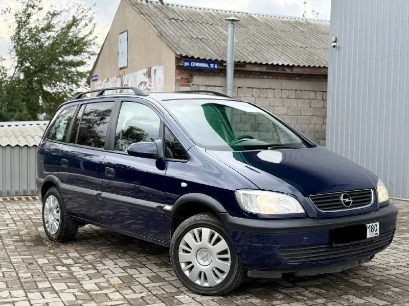 Продам надёжный автомобиль opel zafira 2000 года выпуска 1.8 бензин. работает идеально, не троит и не дымит. коробка обычный автомат aisin! переключает идеально, без пинков и рывков! ходовая вся обслужена! ничего не гремит и не стучит. кузов весь ровный и красивый, практически весь в родном окрасе! по документам полный порядок, любой вид переоформления. машина пригонялась из германии. 7 мест осмотр донецк цена 480.000, возможен торг у авто ☎️ +7 (949) 742-53-98 📞 звоните: +7(949)7425398 - фотография - 3