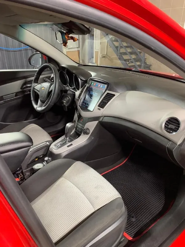 Chevrolet cruze шевролет круз 2012г 1.6 ат бензин. пробег 230.000 мотор отличный, надежный, не дымит, не троит, не потеет, без ваносов! масло не расходует! акпп чистый автомат классический, не пинает, не буксует, переключает мягко! ходовая не гремит, не стучит, едет ровно, никуда не тянет! рыжиков и гнили нет! автозапуск, магнитола андроид, bt аудио кондиционер заправлен, и холодит печка работает электрика вся исправна, работают все что есть, и должно! вообщем вся обслужена, вложений не требует, сел и поехал документы кристально чистые, без запретов, без штрафов, переоформление без проблем, в мрэо с моим присутствием… любые проверки на сервисе за ваш счет осмотр г. макеевка связь +79496378980 цена 710.000 руб срочно торг разумный у капота реальному клиенту - фотография - 9