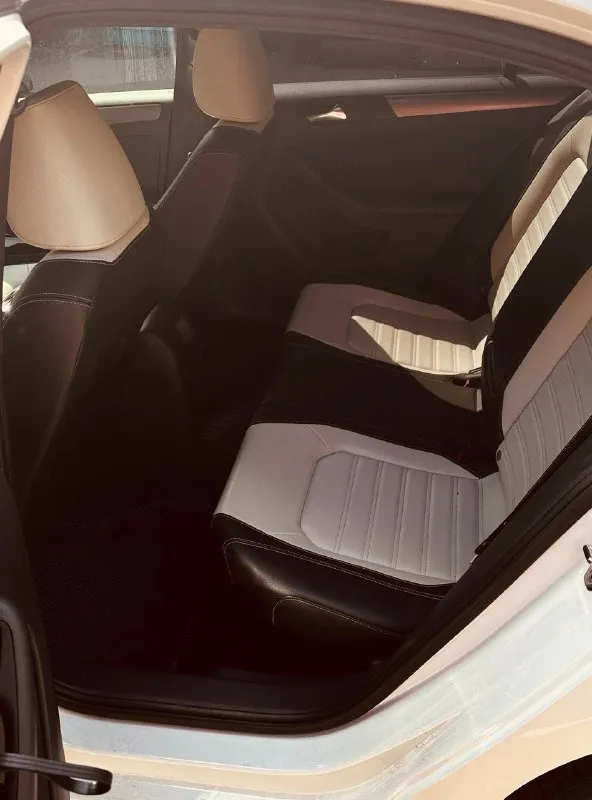 Продам volkswagen jetta sport 1.8 tsi (сpra) gen 3 2016г.
Владею с 2021 года 1 собственник. Пробег 104 тыс. Км. (65 тыс. М. )
Комплектация:
-Адаптивный круиз
-Кондиционер
-Подушки безопасности
-Электроусилитель руля
-Мультируль
-Камера заднего вида
-Бортовой компьютер
-Abs, ebd, bas, esp, tcs
-Полный электропакет
-Обогрев сидений, зеркал, стëкл
-Система start/stop
-Камера заднего вида
-Два комплекта резина (зима, лето)
Белый кожаный салон, пластик, руль в идеальном состоянии
По мотору, коробке - без нареканий, все работает идеально.
Ходовая часть также в отличном состоянии, ничего не гремит, не стучит.
Автомобиль обслужен, без вложений, сел поехал.
1 400 000 Рублей
+79493218252
📞 Звоните: +7(949)3218252 - фотография - 4