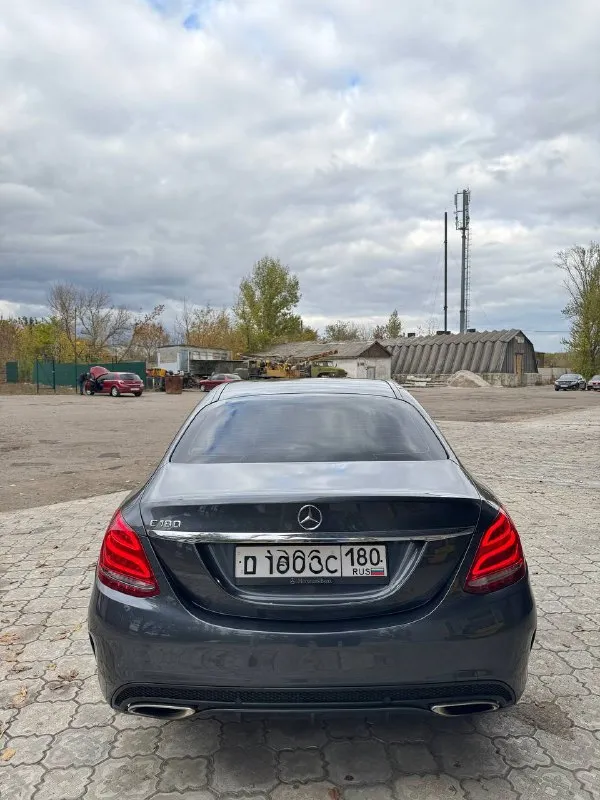 Mercedes c180 sport+ 2014 года родной пробег 230 тысячи км, подтвержден автотекой двигатель турбированный 1.6 бензин (156 л. с.), автоматическая коробка передач, всё работает отлично подвеска в отличном состоянии, без посторонних шумов машина не требует никаких вложений, полностью обслужена, сел и поехал комплектация sport+ включает: 5 режимов езды, ассистент парковки, двухзонный климат-контроль, датчик дождя и света, парктроники, система автоторможения, круиз-контроль у авто абсолютно зеленая история автотеки, вся машина в родной краске и с родным остеклением, она не участвовала в дтп стс, птс оригинал на руках, юридически чистая, без штрафов, буду присутствовать в мрэо от машины не избавляюсь, продаю т. к. приобрел новую дополнительные фото пришлю по запросу, пишите цена - 2.3 миллиона рублей, торг уместен при осмотре донецк, пролетарский район тел. +79494768776, телеграмм 📲 tg: @astior 📞 звоните: +7(949)4768776 - фотография - 5