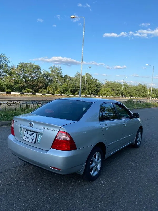 Toyota corolla 2005 год обьем двигателя 1.8 автомат! родной пробег 118.000 не крашеный и не битый, л... - фотография