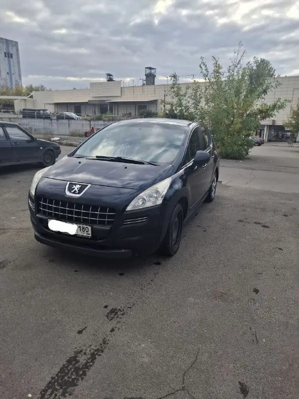 🚗 продаётся peugeot 3008 2011 года — в отличном состоянии! 🚗 идеальный выбор для тех, кто ценит надёжность, комфорт и стиль! 🔹 год выпуска: 2011 🔹 пробег: 140471 км 🔹 двигатель: бензиновый объёмом 1,6 литра и мощностью 156 лошадиных сил!!! 🔹 коробка передач: механика 🔹 цвет: тёмно-синий 🔹 состояние: не битый, не крашеный! 🔹 полный комплект документов, всё в порядке ✅ автомобиль прошёл полную диагностику ✅ регулярное то, обслуживание по регламенту ✅ салон в отличном состоянии — без запахов и потёртостей ✅ отличная шумоизоляция и плавность хода ✅ просторный салон + большой багажник — идеален для семьи и путешествий! 📌 машина готова к продаже — торг уместен. 📍звоните или пишите — покажу в любое удобное время! +79490665798 - цена 900000₽ peugeot 3008 — французский шарм и практичность в одном кузове! не упусти шанс стать его новым владельцем! 📞 звоните: +7(949)0665798 - фотография - 4