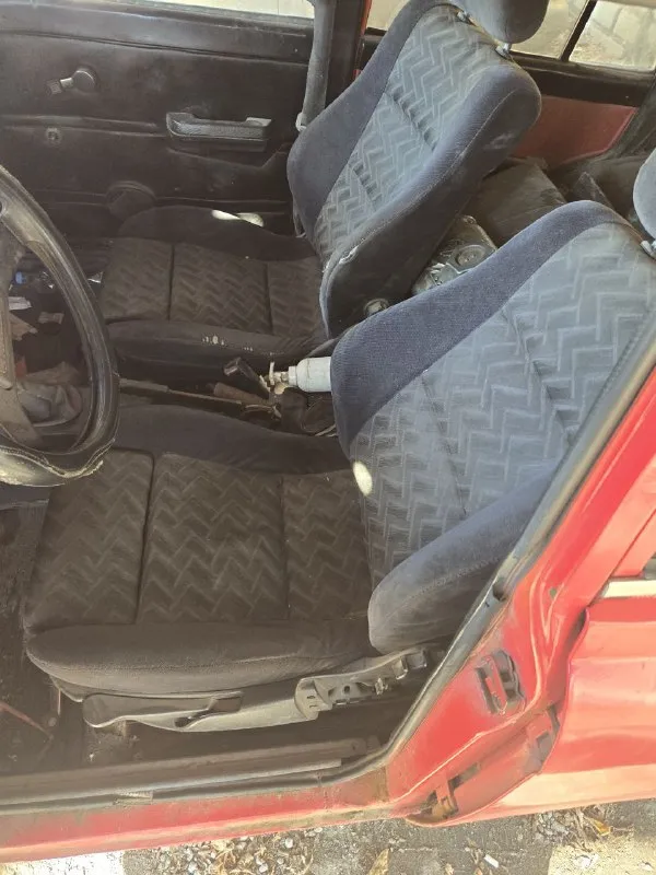 На ходу, новые нижние рычаги, маятник тяги, сцепление, фары, хорошая резина, сиденье с опеля, буденовский район, нет акб 79498307494 📲 tg: вячеслав 📞 звоните: +7(949)8307494 - фотография - 2