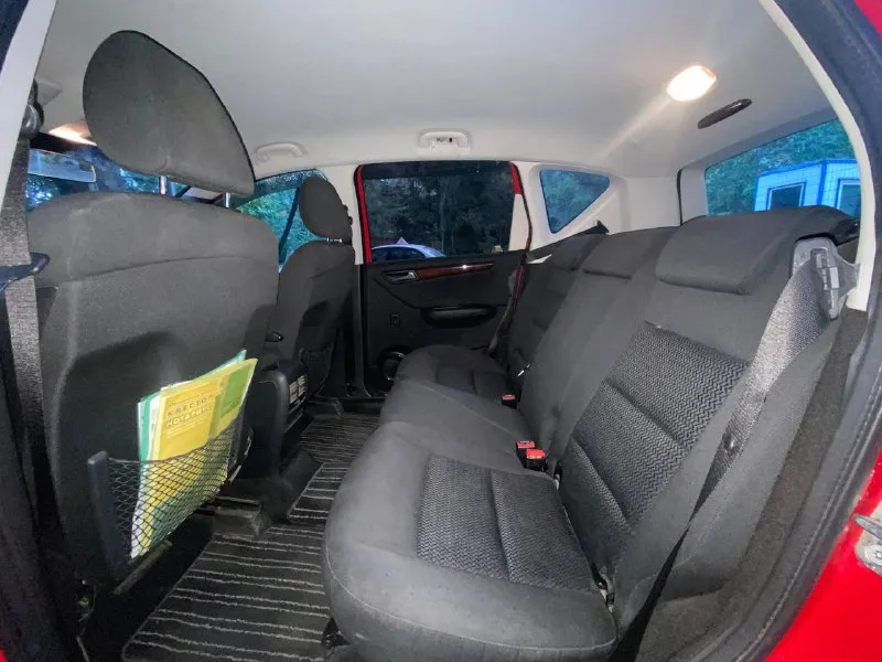 Продам! mercedes-benz a170 2005 г. автомобиль в отличном состоянии! год выпуска 2005 пробег 140 тыс. двигатель 1.7 116 л. с. едет очень бодро 🔥🔥🔥 мотор в отличном состоянии, не троит! не дымит! масло не расходует! коробка вариатор в отличном состоянии, заменена менее года назад, ещё на гарантии! отлично работает✅ ходовая в отличном состоянии! все заменено, кататься и кататься! нечего не стучит! не гремит! обслужен от и до! любые проверки в любом авто сервисе за ваш счет без проблем ✅✅✅ окна родные! и лобовое тоже родное✅ комплектация 👍 датчик дождя, датчик света, климат контроль, подогрев зеркал, авто складывания зеркал, парктроники передние и задние, магнитола андроид. цена 🔥🔥580.000₽🔥🔥 приезжайте на осмотр ✅ город донецк татьяна +79495923226 - фотография - 10