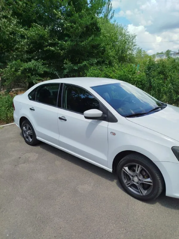 Продам поло,2014г. пробег-165т. 2 хозяина, все остальные вопросы по телефону +79496248208 цена 950т. р - фотография - 3