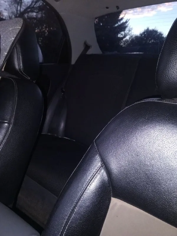 Продам свой автомобиль с полным переоформлением. fso lanos 2006. пробег 189700.местая донецкая в очень хорошем состоянии. кузов без вложений ❗ варить и красить не надо. обработан и проклеен шумо-виброизоляцией. двигатель 1.5 работает отлично на бензине и газ-евро4, вписан в техпаспорт. замена масла xado🛢️ каждые 7000км. кпп 5 ступка работает исправно 👍 по ходовой новые передние стойки, поворотные кулаки, опорные подшипники усиленные sevi. ступичные подшипники корея iljin. выхлопная система polmostow-лучшая из предложенных 👍. весной 2024 установлена новая система кондиционера с новыми радиаторами и испарителем, заодно заменил радиатор печки и проклеил блок климата-зимой и летом вентилятор на 1 положении 😉. в салоне перетянут руль(регулируются по высоте), сиденья в кожу, дверные карты, подлокотник, потолок и стойки установлен яркий свет, туманки. магнитола процессорная-звук отличный😎авто на новой зимней резине, летние колёса отдам новому хозяину сделано многое, всего не вспомню уже. 350000₽ +79493760850 донецк - фотография - 5