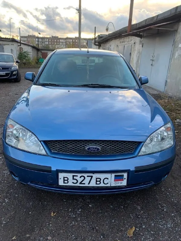Продается ford mondeo 1.8 на механике машина приехала с германии в 2017 году, была всегда в одних ру... - фотография
