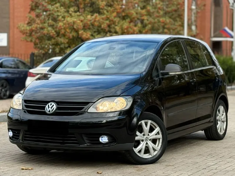 Продам volkswagen golf plus 1.6 надежный автомобиль 2008г. Выпуска в отличном состоянии!
Идеальное состояние кузова, ржавчины нет совсем, пороги целые, не гнилые. По технической части нареканий нет, мотор работает плавно и ровно, коробка тоже работает мягко.
Подвеска в хорошем состоянии, не стучит, не гремит. Хорошая комплектация. 2x зонный климат-контроль, подогрев сидений, 8 подушек безопасности, датчик дождя, датчик света, abs esp круиз-контроль, 4эл. Стеклоподёмника, электрорегулеровка зеркал, литые диски r16 на хорошей резине, хорошая музыка. Остальные вопросы по телефону
+79494958326 Цена 670тыс₽ торг у капота хорошему покупателю. Плохая связь звоните. Telegram +79494958326 - фотография - 1