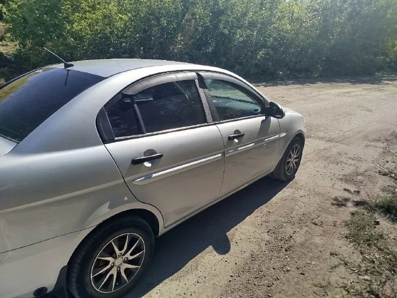Продам хундай акцент 2008 год газ бензин кпп автомат цена 550 +79494361632 - фотография - 3