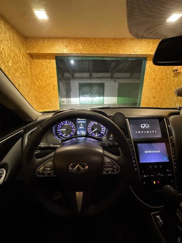 Infinity q50, 2turbo, европеец, 2014г, пробег 183т, технически весь исправен, все жидкости поменяны, все в срок, гаражное хранение, 2 комплекта резины, два комплекта дисков, одни родные, вторые weds sport, на фото. любые проверки, любое сто. продажа без спешки. tg - @fin_209 - фотография - 6