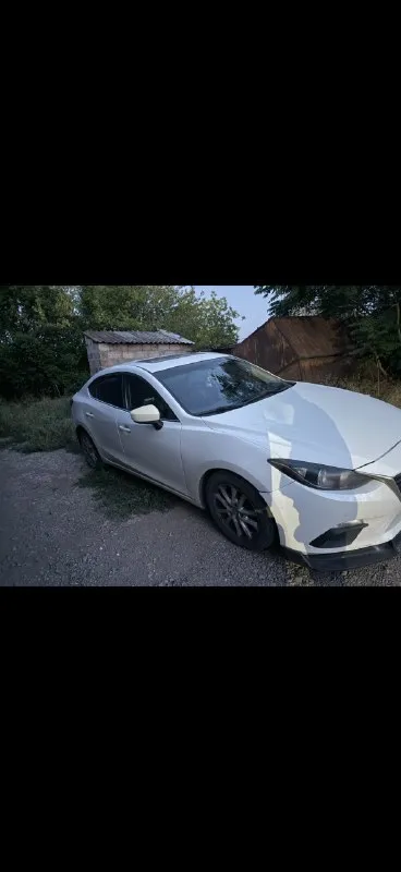 Продам mazda 3 bm 2014г. обьем двигателя 2л skyactiv(165лс), американка, . пробег 193500 6ти ступенчатый автомат машина в хорошем состоянии, есть небольшие косяки по лкп (в особенности передний бампер). обслуживалась всегда вовремя и качественно. по ходовке недавно устранил недочеты, по кузову еще не успел, машина бодрая, приятная в управлении. бесключевой доступ кожаный салон кнопка старт/стоп двухзонный климат контроль подогрев передних сидений подогрев стекол бортовой компьютер круиз контроль система слепых зон камера заднего вида хороший японский автомобиль, с чистым кожаным салоном и хорошей аудиосистемой, к машине отдам кучу всяких «дополнений» которые поменять не успел цена 1.1млн, осмотр донецк, для полной информации звоните +79498108563 📞 звоните: +7(949)8108563 - фотография - 4