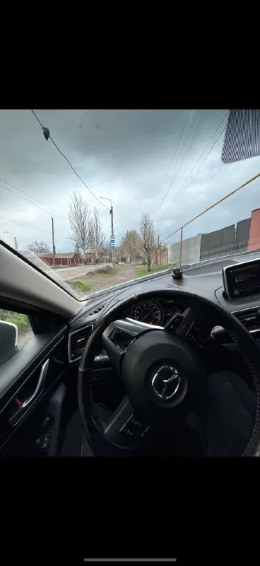 Продам mazda 3 bm 2014г. обьем двигателя 2л skyactiv(165лс), американка, . пробег 193500 6ти ступенчатый автомат машина в хорошем состоянии, есть небольшие косяки по лкп (в особенности передний бампер). обслуживалась всегда вовремя и качественно. по ходовке недавно устранил недочеты, по кузову еще не успел, машина бодрая, приятная в управлении. бесключевой доступ кожаный салон кнопка старт/стоп двухзонный климат контроль подогрев передних сидений подогрев стекол бортовой компьютер круиз контроль система слепых зон камера заднего вида хороший японский автомобиль, с чистым кожаным салоном и хорошей аудиосистемой, к машине отдам кучу всяких «дополнений» которые поменять не успел цена 1.1млн, осмотр донецк, для полной информации звоните +79498108563 📞 звоните: +7(949)8108563 - фотография - 7
