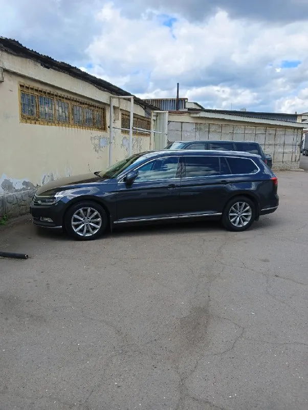 Цена:2700000
📮 Город:донецк
🚘 Марка / модель: volkswagen passat b8
📅 Год выпуска:2019
📊 Пробег:108000
⛽ Двигатель (тип, объем, мощность):2.0 200 л
✅ Vin код:wvwzzz3czke123812
🔧 Тип кпп:автомат
👨‍⚖ Владельцев в птс:1
⏳ Срок владения:1 год
📝 Описание: автомобиль в отлично состоянии!
3000 Км назад была произведена замена:
Масло в двигателе, все фильтра!
Был заменен ремень грм с помпой
Замена в кпп масло
Замена тормозной жидкости
Замена охлаждающей жидкости!
Масла лил, только оригинал!
Автомобиль не бит не крашен!
Любые проверки за ваш счёт.
Авто будете довольны!
В отличном состоянии!
☎ Контактный телефон:+79493810349
📞 Звоните: +7(949)3810349 - фотография - 5