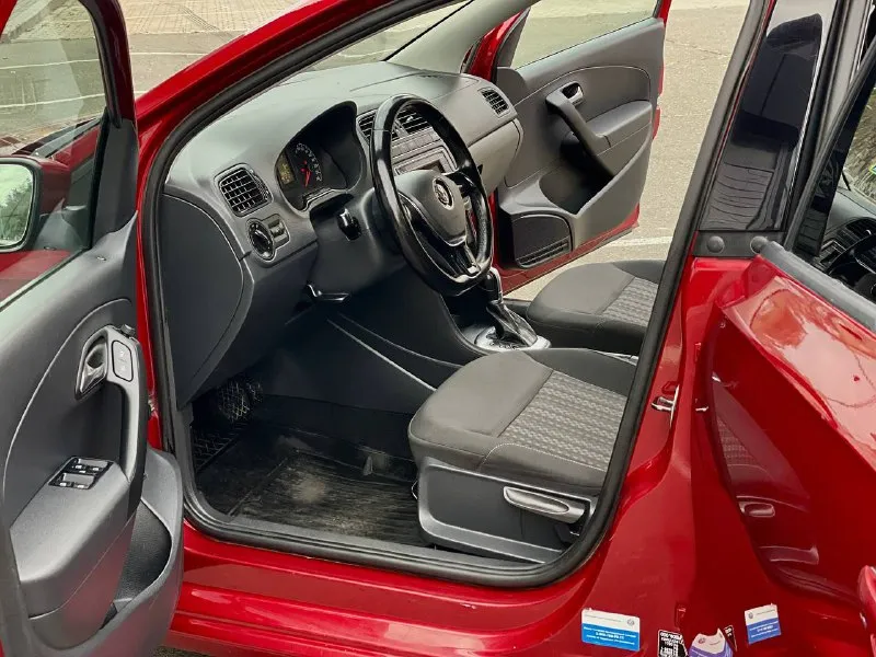 В продаже шикарный 🍁
Volkswagen polo 💥
Весь в заводском окрасе кроме одной правой задней двери вторичный окрас ( косметика ) ✅
Конец 2016 года выпуска 🚘
С мотор 1.6mpi🛞
С автоматической коробкой aisin 6✅
Расход топлива трасса 4.9 при скорости 90-110км/ч ❇️
С родным пробегом 135.000км ✅
В цвете 🧨 искра ⚡️
Два ключа
3 Владельца по факту 2
Полное сопровождение в мрэо ❇️
Два комплекта колес ❄️- лето 🌞
Оснащен заводской хорошей акустикой
Блитуз, aux и много еще всего интересного !
Цена : 1.090.000₽ хорошему покупателю торг !
Звоните по номеру : +7-949-378-26-62
Донецк - фотография - 10