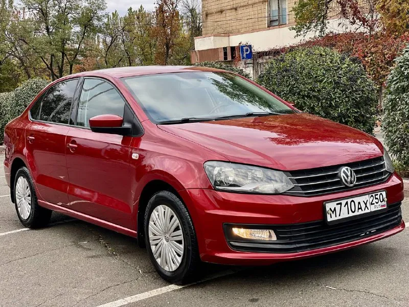 В продаже шикарный 🍁
Volkswagen polo 💥
Весь в заводском окрасе кроме одной правой задней двери вторичный окрас ( косметика ) ✅
Конец 2016 года выпуска 🚘
С мотор 1.6mpi🛞
С автоматической коробкой aisin 6✅
Расход топлива трасса 4.9 при скорости 90-110км/ч ❇️
С родным пробегом 135.000км ✅
В цвете 🧨 искра ⚡️
Два ключа
3 Владельца по факту 2
Полное сопровождение в мрэо ❇️
Два комплекта колес ❄️- лето 🌞
Оснащен заводской хорошей акустикой
Блитуз, aux и много еще всего интересного !
Цена : 1.090.000₽ хорошему покупателю торг !
Звоните по номеру : +7-949-378-26-62
Донецк - фотография - 2