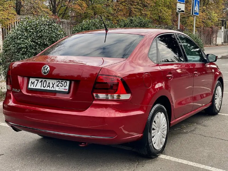 В продаже шикарный 🍁
Volkswagen polo 💥
Весь в заводском окрасе кроме одной правой задней двери вторичный окрас ( косметика ) ✅
Конец 2016 года выпуска 🚘
С мотор 1.6mpi🛞
С автоматической коробкой aisin 6✅
Расход топлива трасса 4.9 при скорости 90-110км/ч ❇️
С родным пробегом 135.000км ✅
В цвете 🧨 искра ⚡️
Два ключа
3 Владельца по факту 2
Полное сопровождение в мрэо ❇️
Два комплекта колес ❄️- лето 🌞
Оснащен заводской хорошей акустикой
Блитуз, aux и много еще всего интересного !
Цена : 1.090.000₽ хорошему покупателю торг !
Звоните по номеру : +7-949-378-26-62
Донецк - фотография - 3