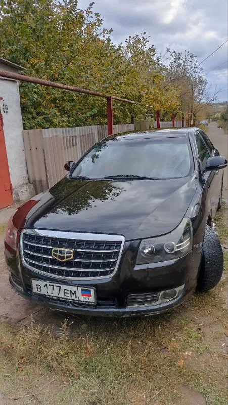 Продам geely emgrand 8, г. енакиево, 2013г. механика 2.0, пробег 97000км. учёт днр/укр. машина на ходу. все то делались вовремя. очень комфортная и мягкая. дорогу держит очень уверенно. большой просторный салон, сзади много места, вместительный багажник. по комплектации: климат контроль, электропакет, эл. стеклоподъемники с доводчиками, тонирование стёкол. кожаный салон. бортовой компьютер. парктроник. усилитель руля. мультируль. центральный замок. сигнализация. два комплекта ключей. есть вопросы по кузову требует внимание на фото видно. цена 400000 руб. торг уместен. отвечу на все имеющиеся вопросы по телефону +7949-357-15-16. 📲 tg: антон николенко 📞 звоните: +7(949)3571516 - фотография - 7