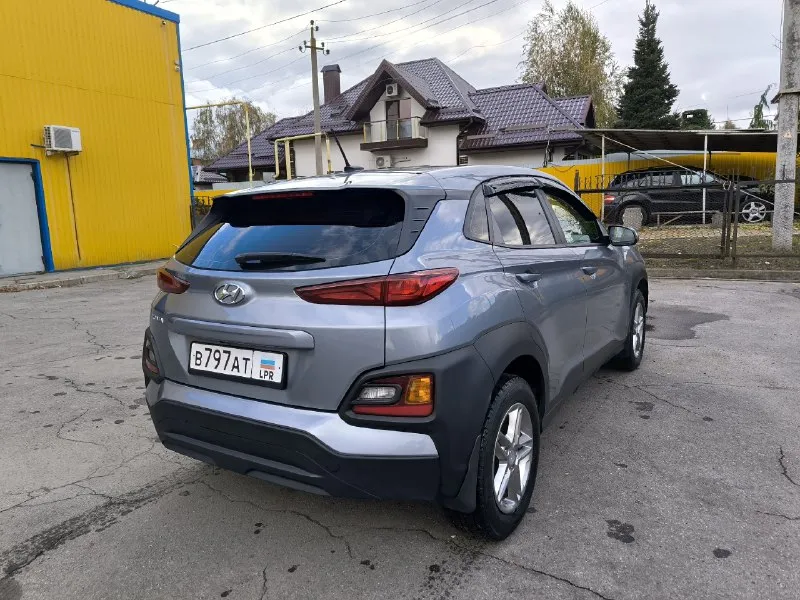 Продам hyundai kona 2.0 ат, 2018 бензин, автомат, передний привод. пробег 120 000.переоформление, любые проверки цена 1.750.000 торг +79591843132 📞 звоните: +7(959)1843132 - фотография - 3