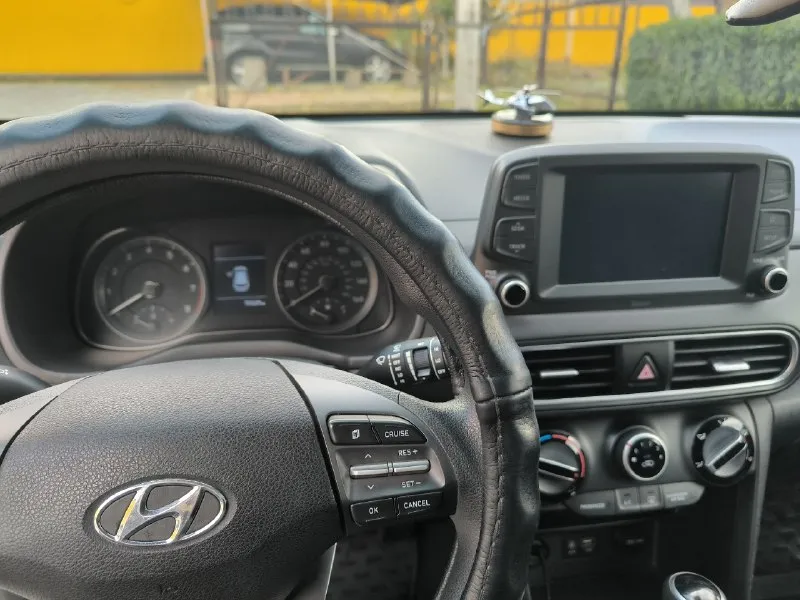 Продам hyundai kona 2.0 ат, 2018 бензин, автомат, передний привод. пробег 120 000.переоформление, любые проверки цена 1.750.000 торг +79591843132 📞 звоните: +7(959)1843132 - фотография - 7