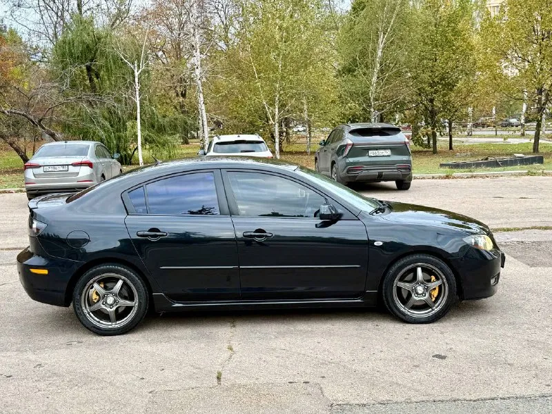 Продам mazda 3 sport 2007 года выпуска. пробег 206.000 км. авто без вложений. 2.0,механическая коробка недавно заменена цепь грм кузов авто без дтп, вся в заводском окрасе! любые проверки за ваш счет юридически чистый авто донецк +79495097888 675.000 рублей 📲 tg: дешевые колеса 📞 звоните: +7(949)5097888 - фотография - 5